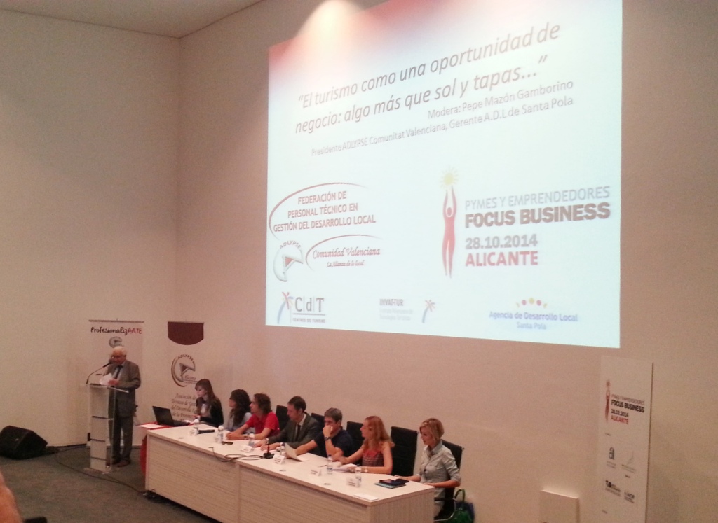 Mesa sobre Turismo como oportunidad de negocio DPE Alicante 2014