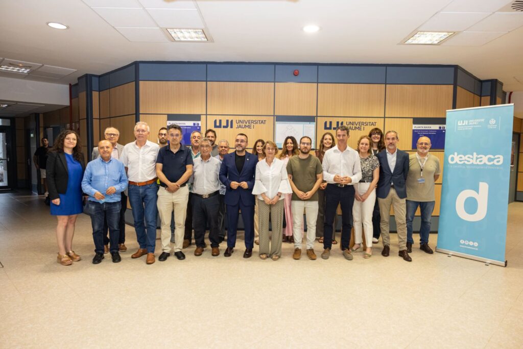 Participantes Presentación Destaca